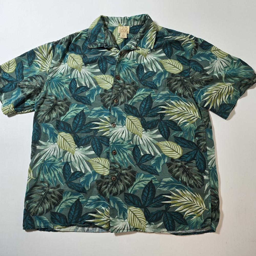 Vintage Hawaiian Aloha Mens button down shirt Jos. A. Banks silk Size Large