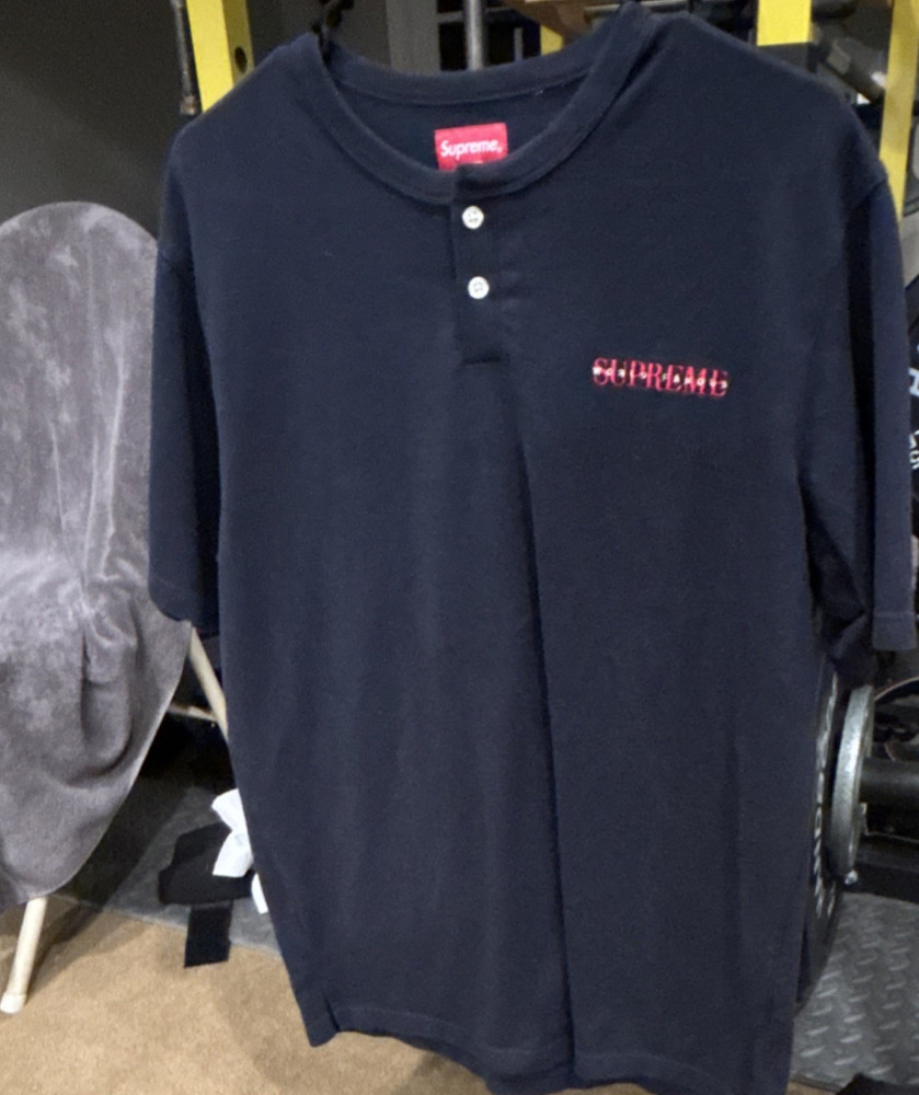 Supreme Men’s Blue Solid Cotton Knit Henley Logo T-Shirt Short Sleeve M