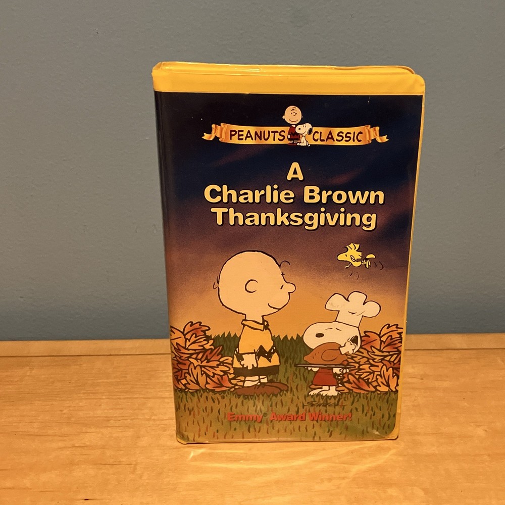 Peanuts A Charlie Brown Thanksgiving VHS NTSC Children's Family Clamshell 1996
