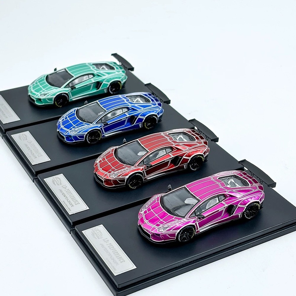 KM 1:64 Lamborghini LP700 Luminous Big Bull Explosion Car Model