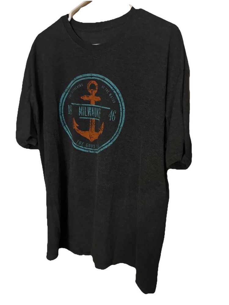 Unisex Logo  T-Shirt  SzXL