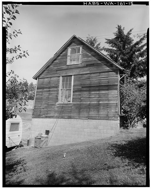 15. STABLE/WOODSHED, WEST SIDE - Daniel T. Bigelow House, 918 East Glass