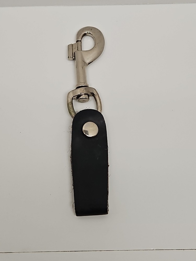 Leather Keychain Key Ring w/ Metal Swivel Clip Vintage