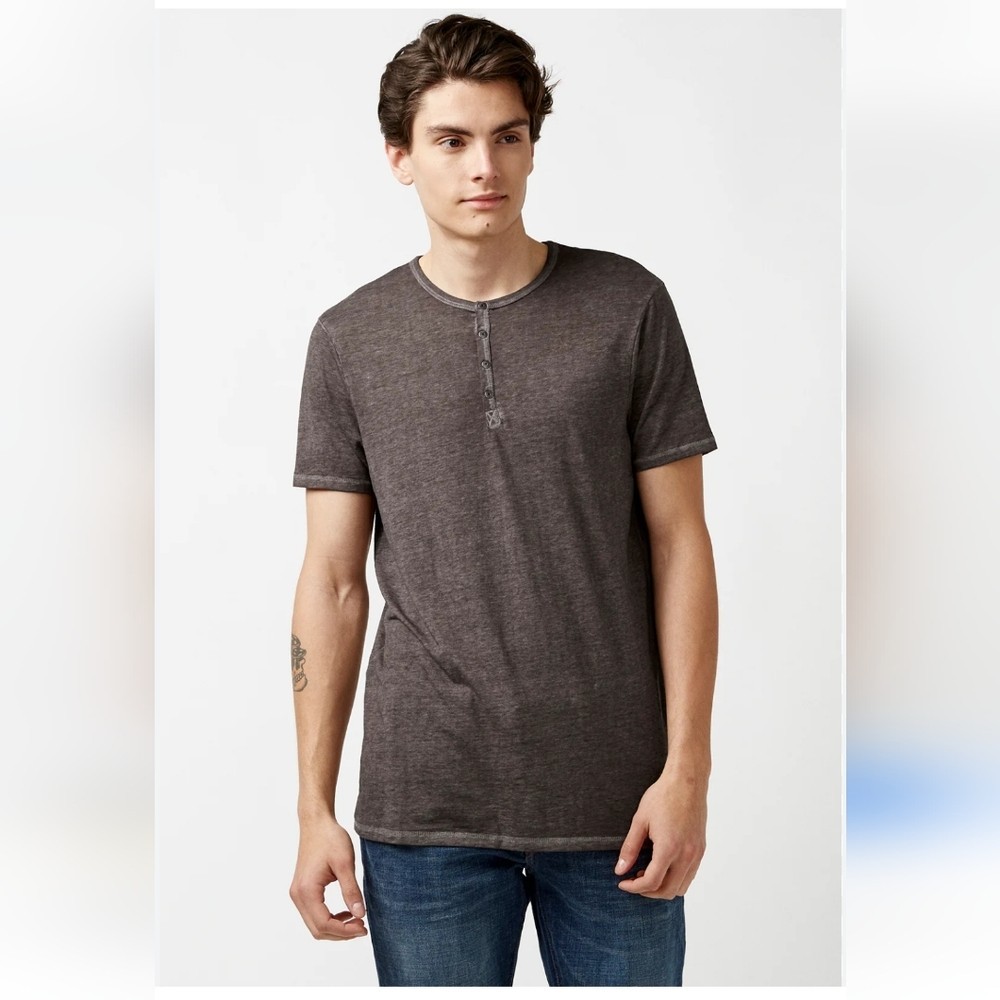 Buffalo David Bitton Mens Short Sleeve Henley Tee EUC Size M