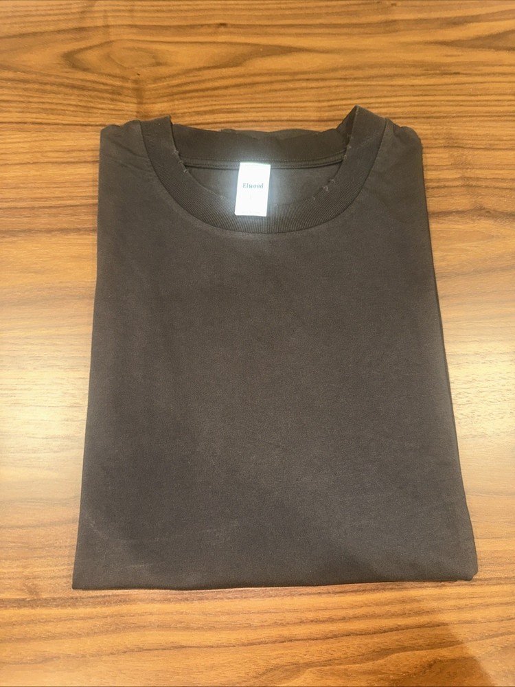 Elwood Distressed Core Faded Black T-shirt Size Large NWOT