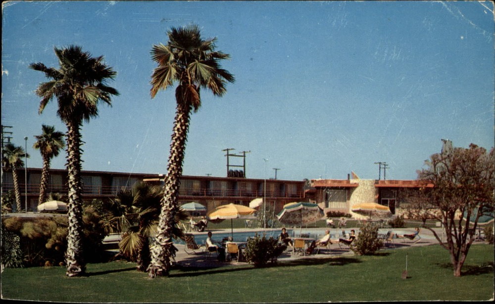 Howard House Hotel Garden Grove California vintage postcard t320