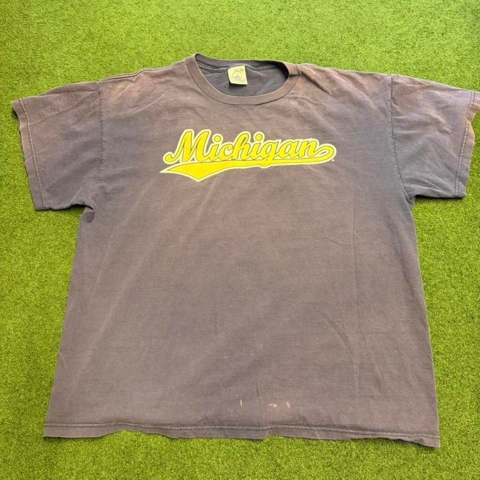 Vintage 90s sunfaded Michigan state tee • sunfaded distressed Michigan t shirt