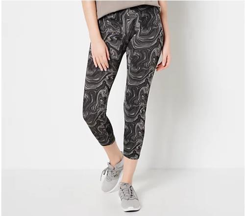 Breezies Tummy Smoothing Seamless 3/4 Cropped Leggings (Black Swirl, M) A463927