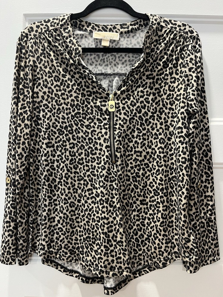 Michael Kors Women’s Medium Leopard Print Zip Front Long Sleeve. Gold Accents .