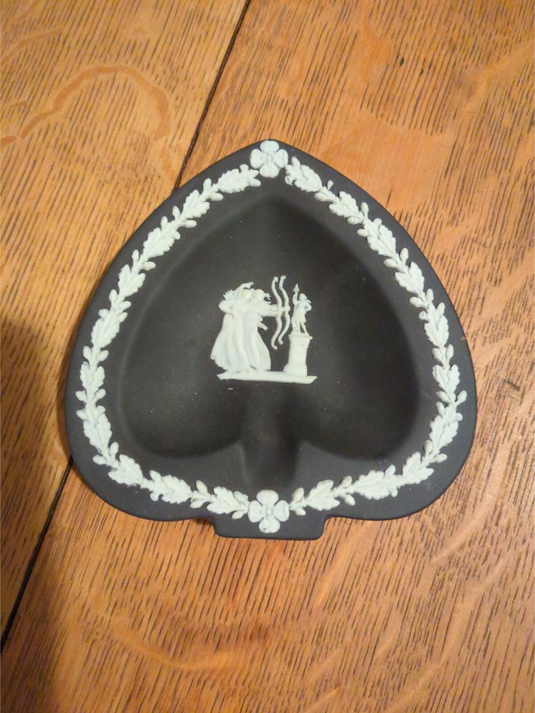 Wedgwood Black Basalt Jasperware Spade Shape Ashtray Trinket Pin Tray Dish