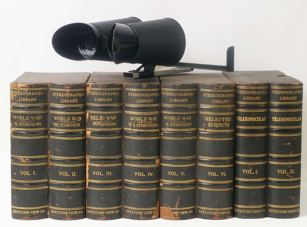 F97830~ c.1921 Keystone World War Through Stereoscope 300 Set & Viewer