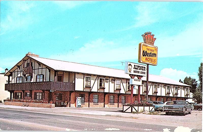 Postcard LODGE SCENE Steamboat Springs Colorado CO m/09 AJ0103