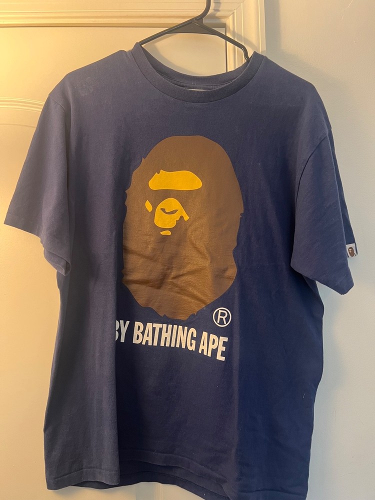 bape t shirt men’s Large