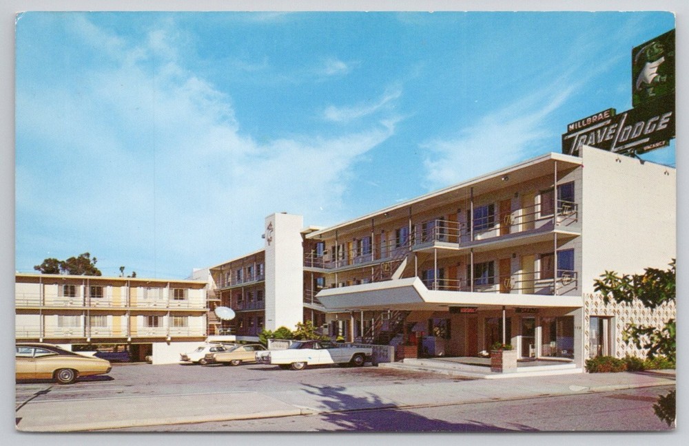 Millbrae Travelodge Motel California Vintage Chrome Postcard 1960s Cars