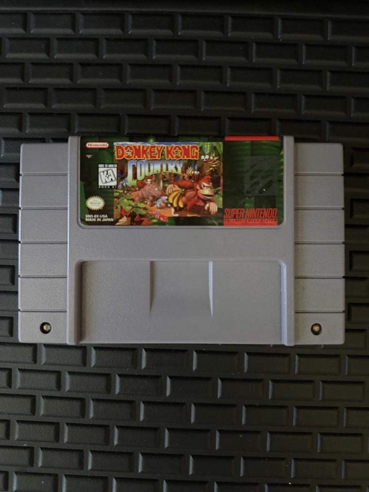 Donkey Kong Country Super Nintendo 1994 Cartridge Only SNES Tested Platformer