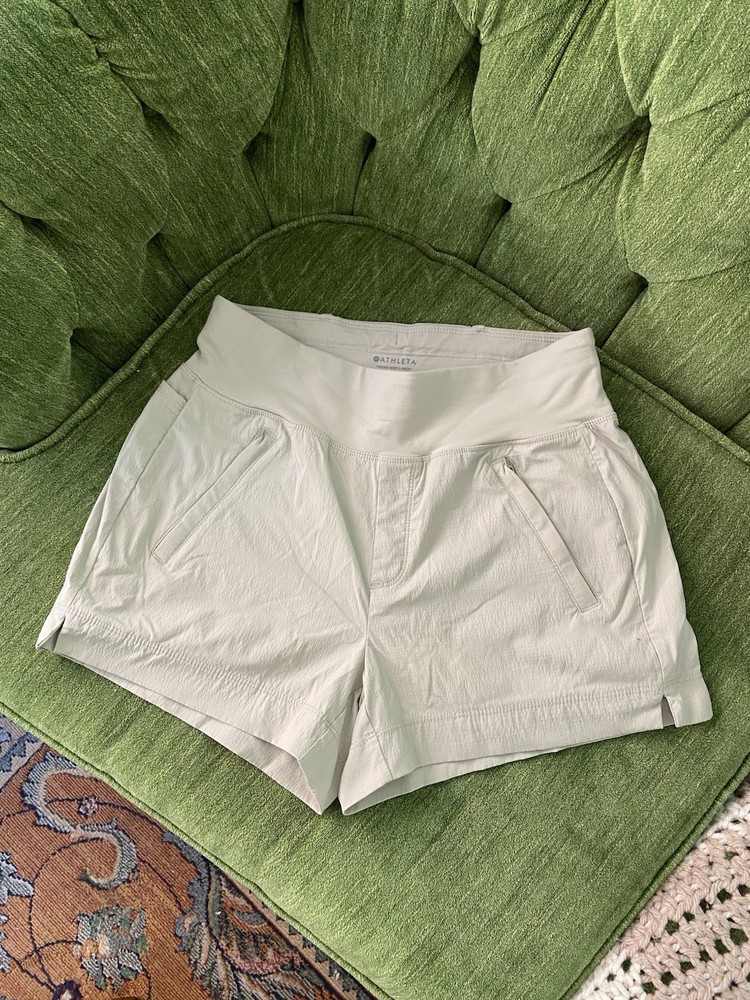Athleta Trekkie North Short Beige Athletic Stretch Pockets Women's Hiking Shorts