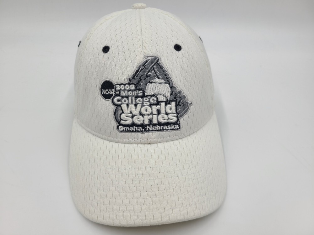 2008 Mens College World Series Omaha Nebraska Flex Fitted Hat M-L CWS Cap