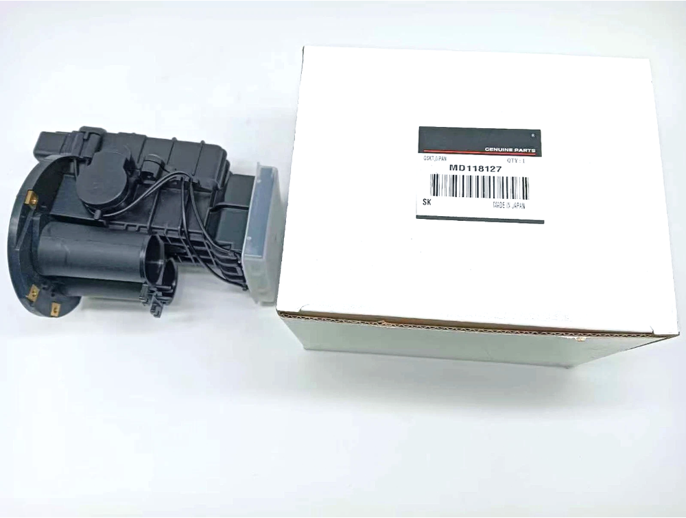 MAF Sensor Mass Air Flow Meter For Mitsubishi Pajero Montero L300 OEM MD118127