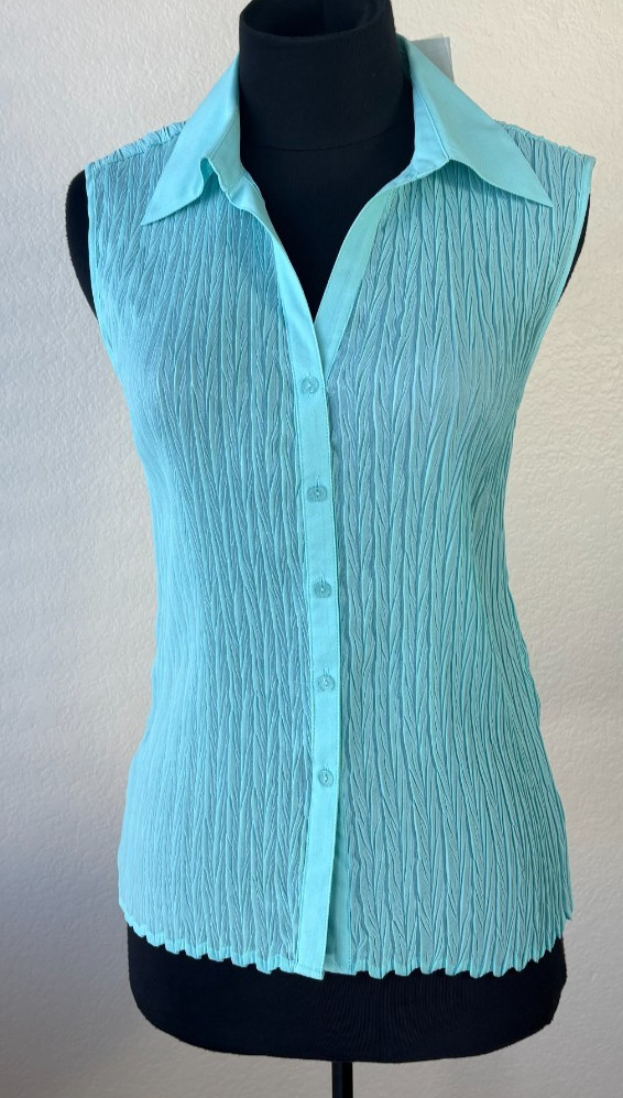 Sheer Mint Sleeveless Blouse Size M Button Front Lightweight Summer Y2K Top NWT