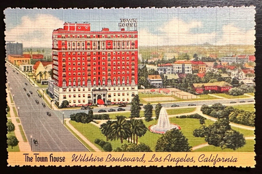 The Town House Hotel - Wilshire Blvd - Los Angeles, Ca. vintage postcard