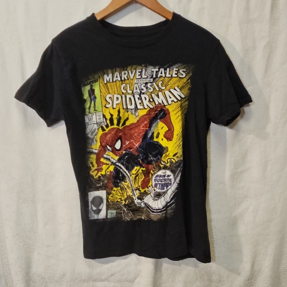 Marvel Spider-Man Marvel Tales Classic Black Graphic Crew Neck T-Shirt Men M