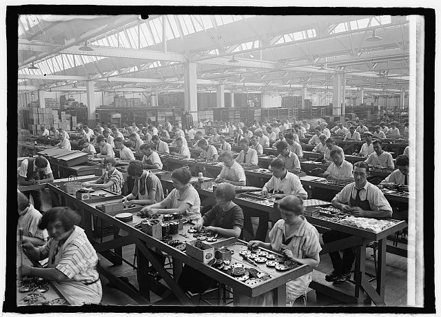 Assembling room,Philadelphia,Pennsylvania,Radio Factory,Atwater Kent,1925,1