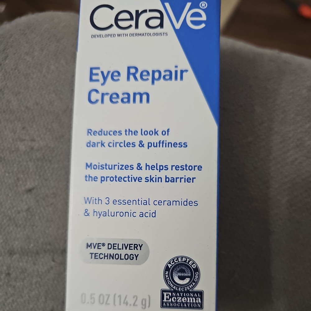 CeraVe Hydrating Eye Repair Cream 0.5 fl oz