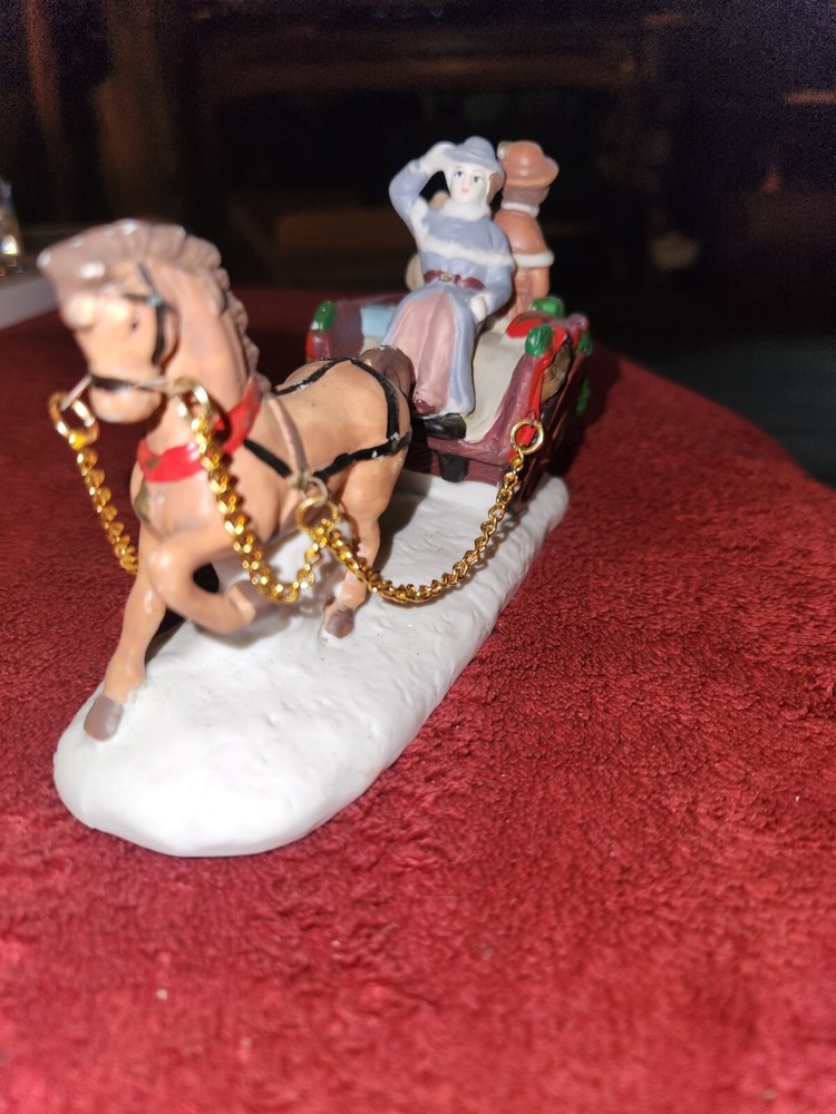 Vintage Christmas Porcelain Horse Carriage Family Snow Hand-Painted Figurine
