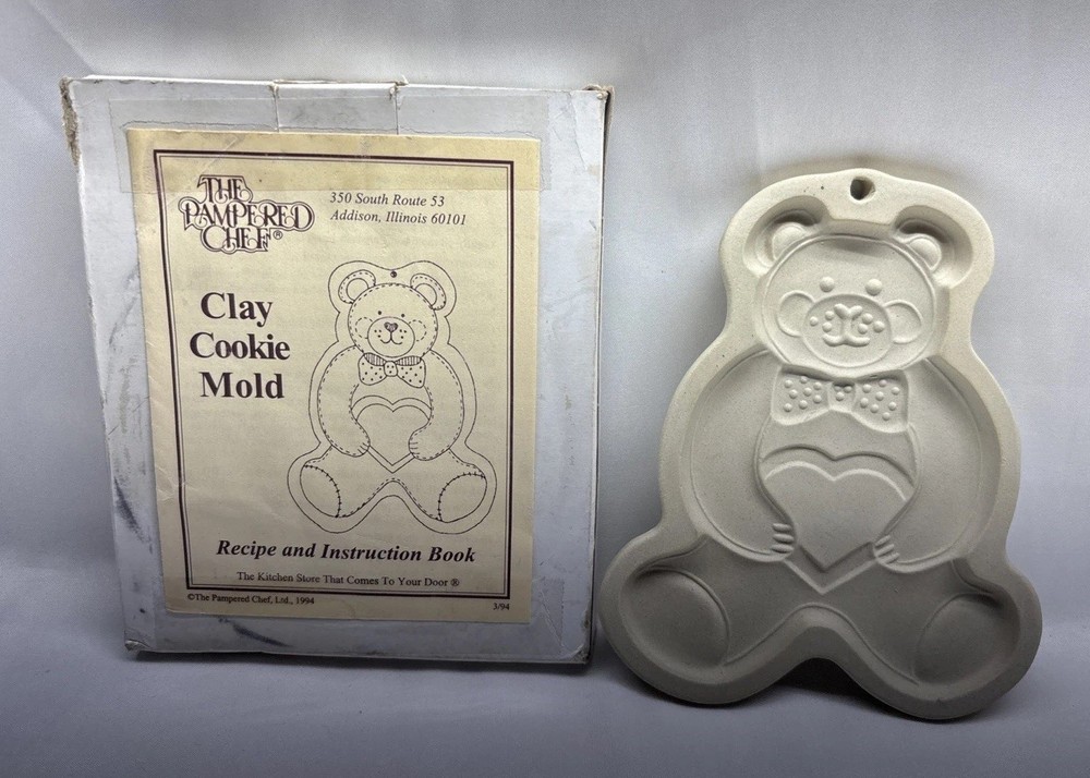 Pampered Chef Teddy Bear Heart Stoneware Cookie Mold Press Craft 1991 Baking VTG