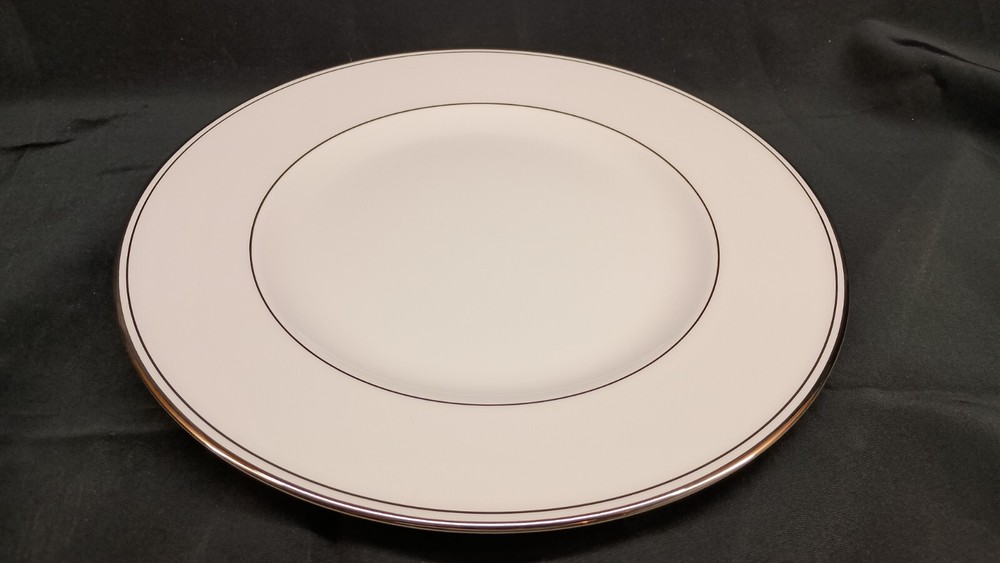 LENOX FEDERAL PLATINUM CLASSICS COLLECTION 1 DINNER PLATE 10 7/8