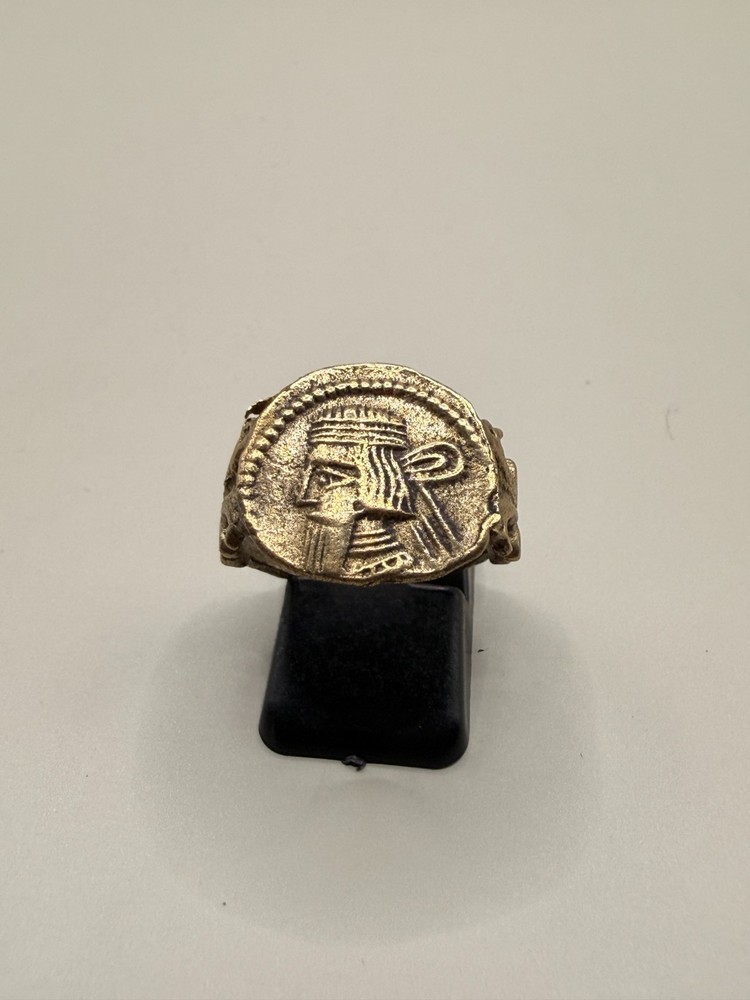 Ancient Roman intaglio Solid Bronze Signet Seal Stamp Rare Ring