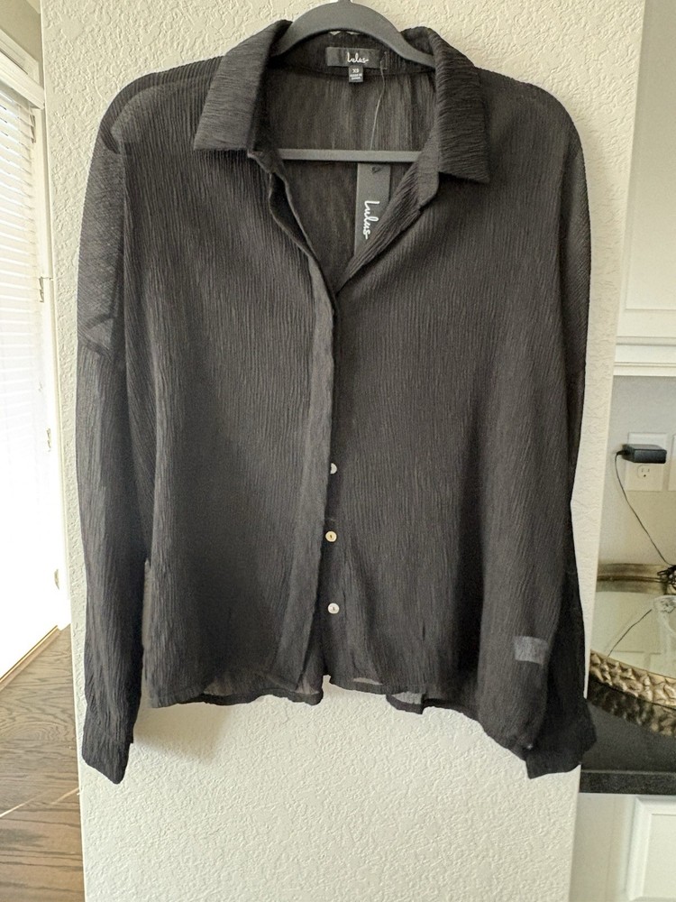 NWT Women’s Lulus XS Sheer Long Sleeve Button Down Blouse Top Black