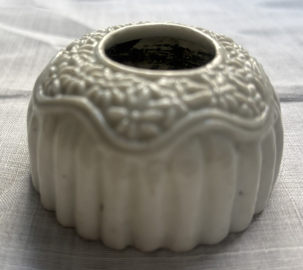 Antique Porcelain Utility Pot – Fluted Sides & Embossed Floral Rim
