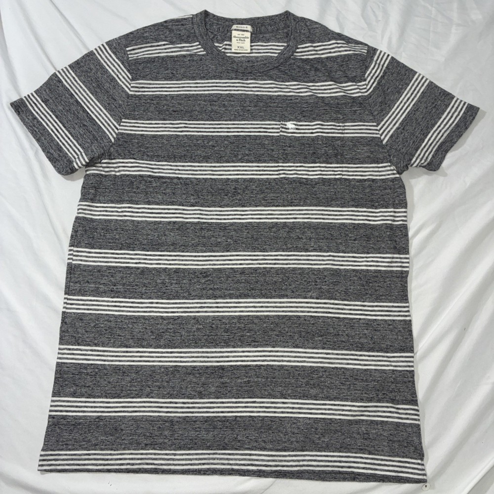 Abercrombie and Fitch size XXL Muscle fit Men's  Shirt Logo  striped Gray White
