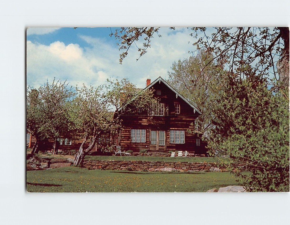 Postcard Trapp Family Lodge Stowe Vermont USA