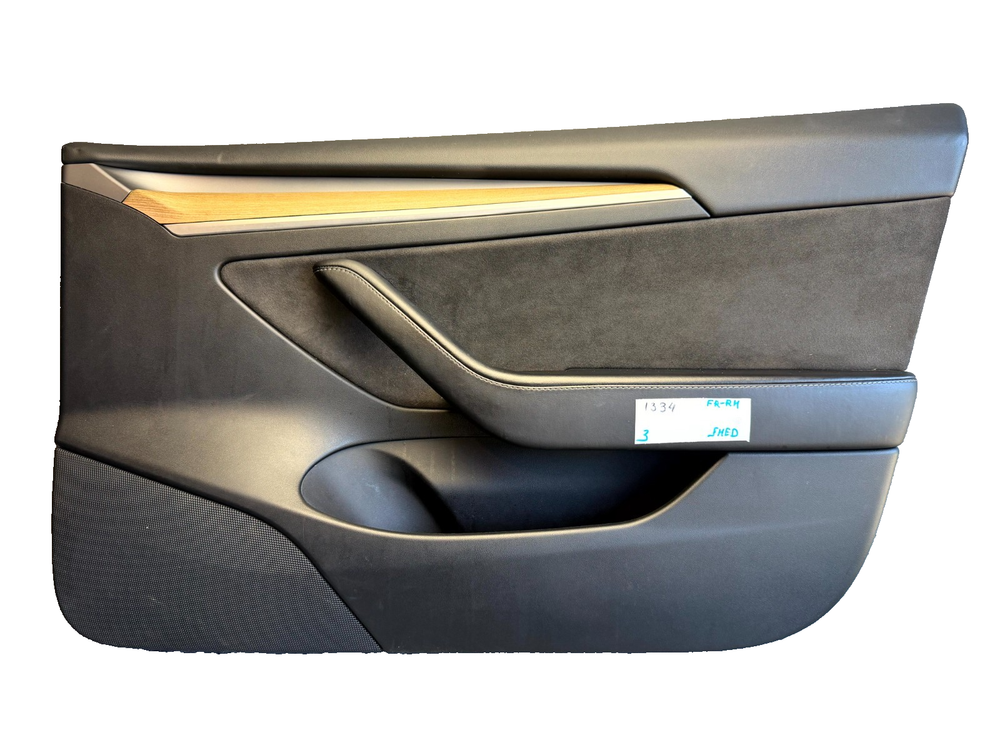 ♦️2017 - 2023 TESLA MODEL 3 FRONT RIGHT SIDE DOOR PANEL TRIM OEM, 1593863-00-A