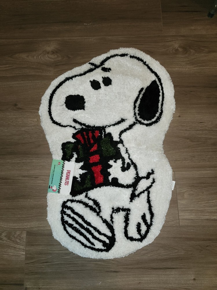 Peanuts Snoopy Happy Holidays Christmas Accent Rug 22 X 32 White Non Slip-image