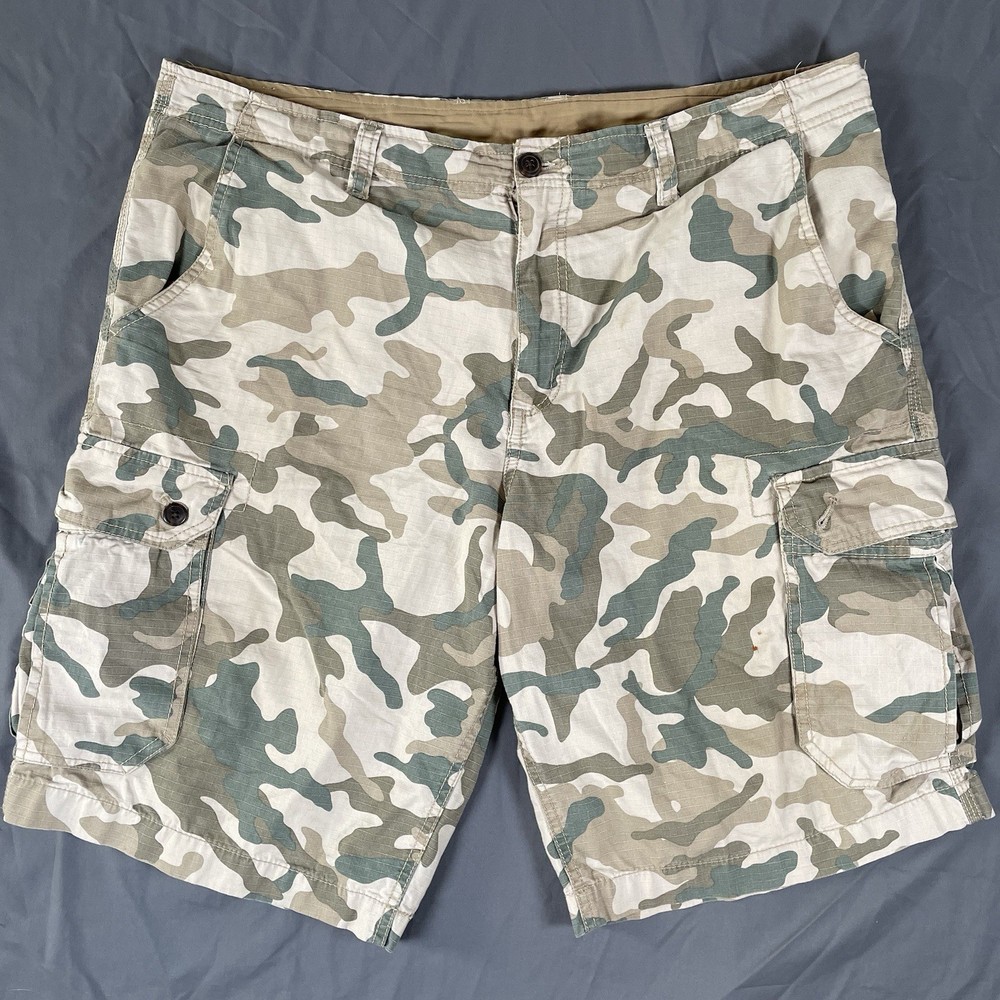 Faded Glory Cargo Shorts Men's Size 38 Camouflage Pattern Utility Workwear