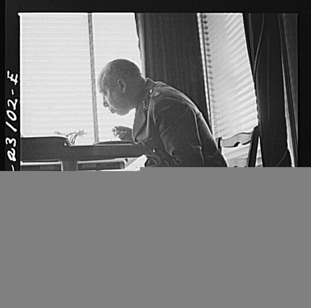 Photo:Winston Churchill 1940s Military Portrait at Desk