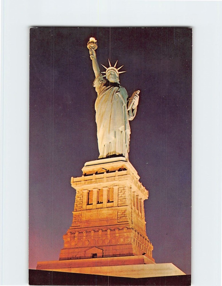 Postcard Statue Of Liberty National Monument New York City New York USA