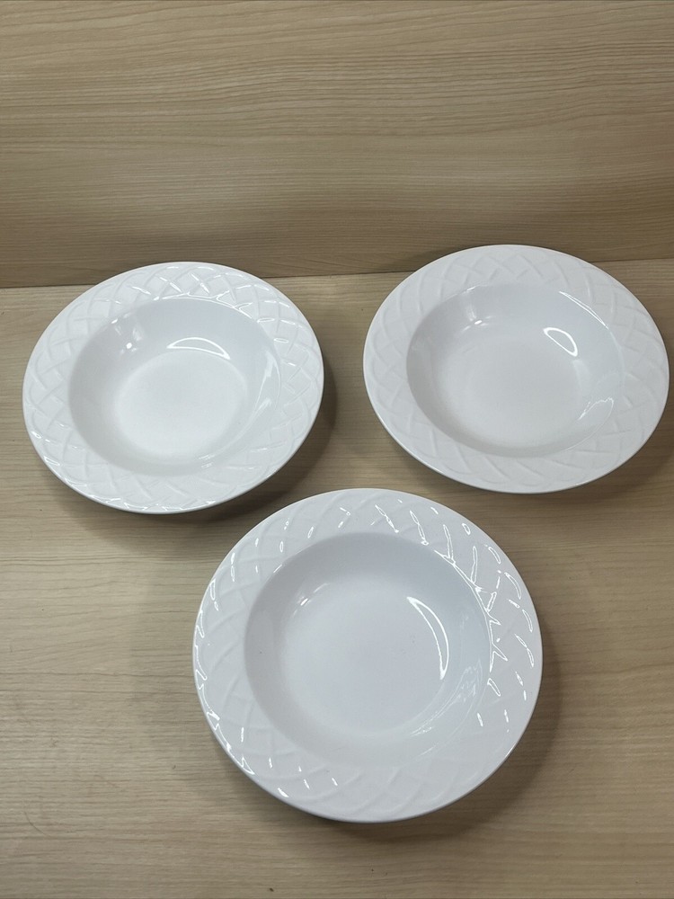 Oneida Picnic Soup Pasta Bowls Salad 9 1/4” Solid White Basket Weave Set of 3