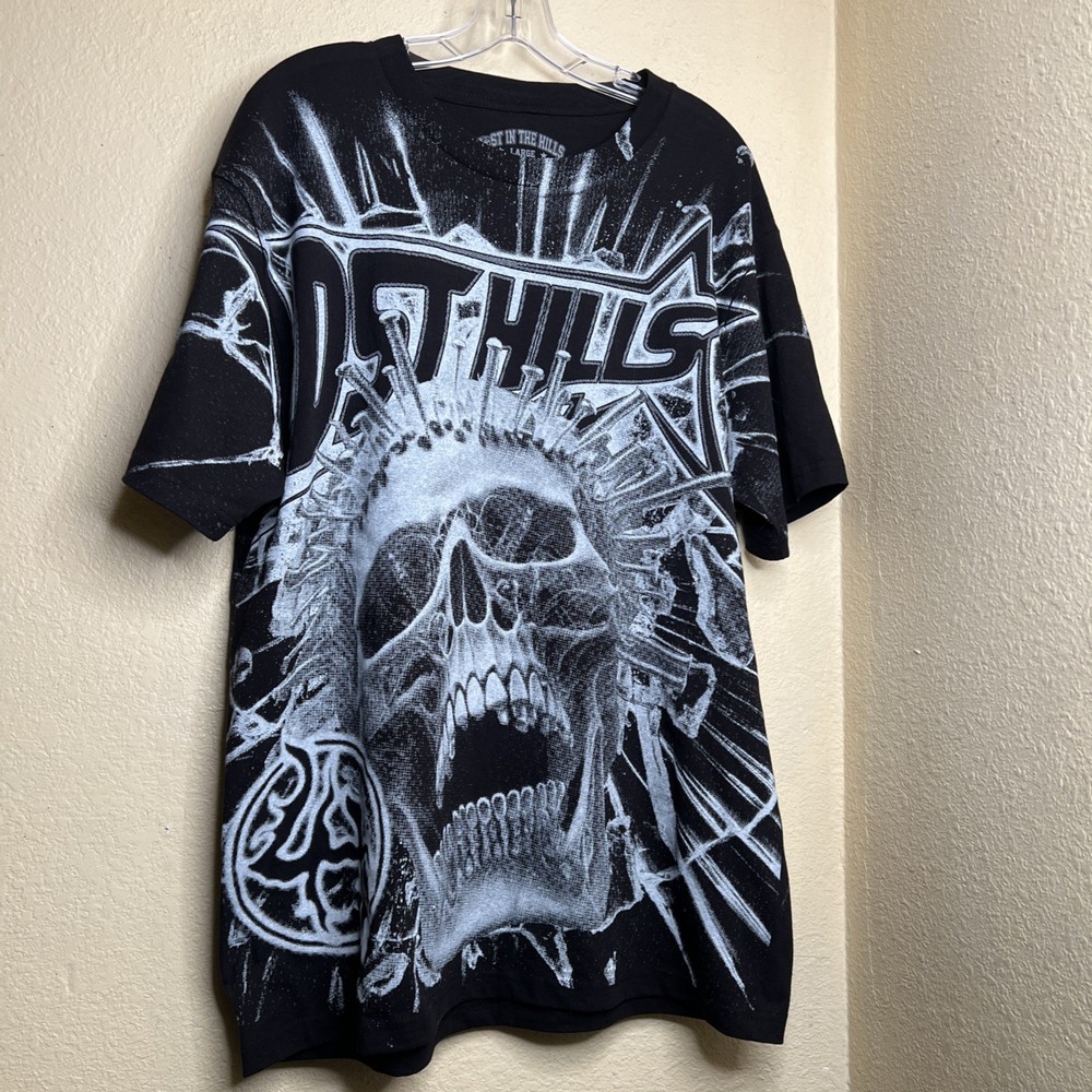 Lost in the Hills Graphic T-Shirt Skeleton Statue, Black, Size L #158