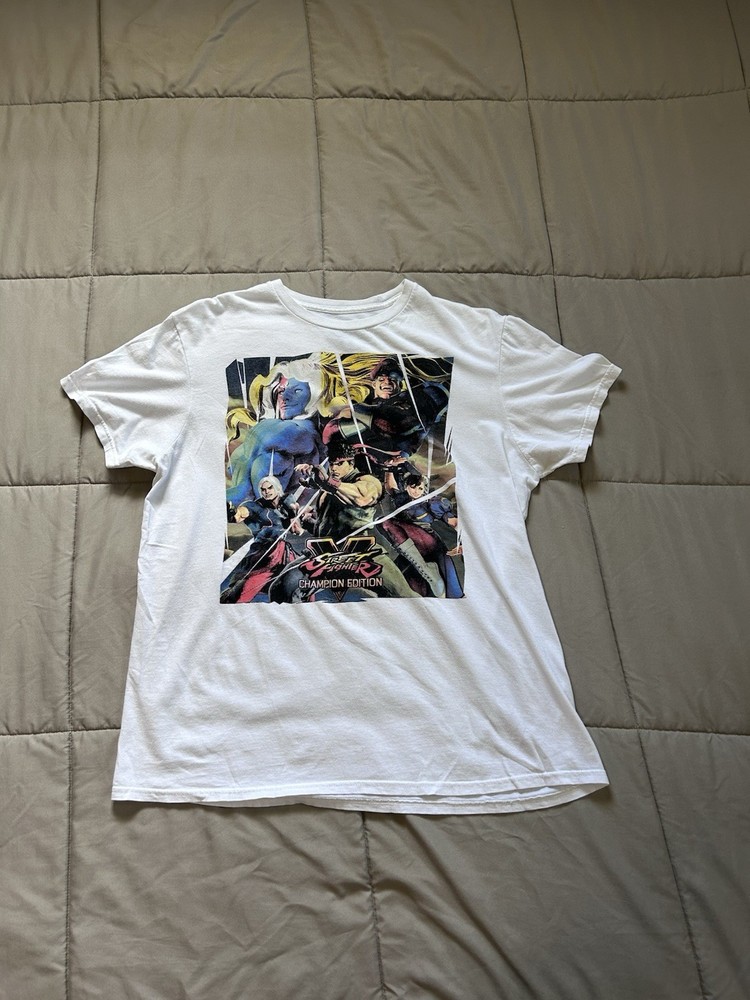 Street Fighter V Champion Edition Men's White Cotton Graphic T-Shirt Size L