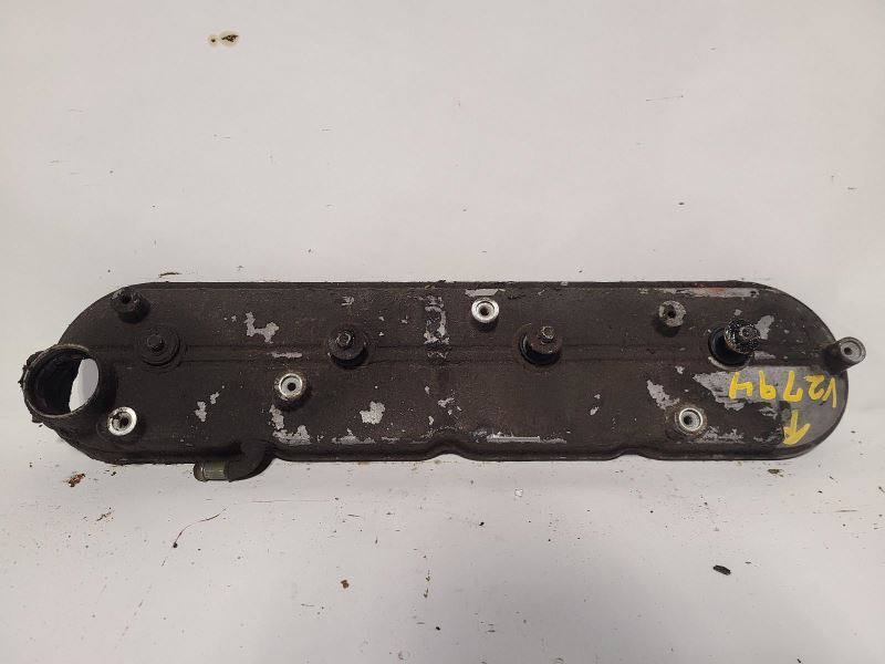 TAHOE     2004 Valve Cover 1633229