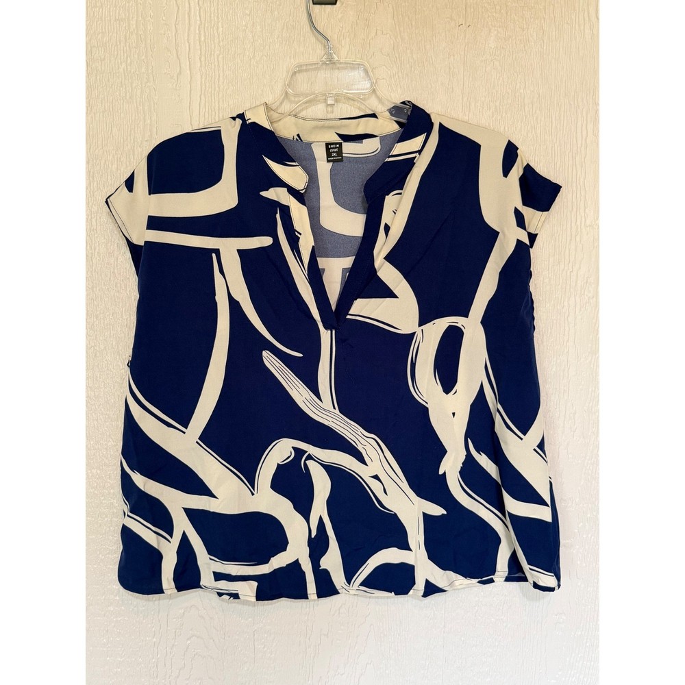 Shein Curve Womens 2XL Navy Blue Abstract Graphic Print Split V-Neck Blouse Top-image