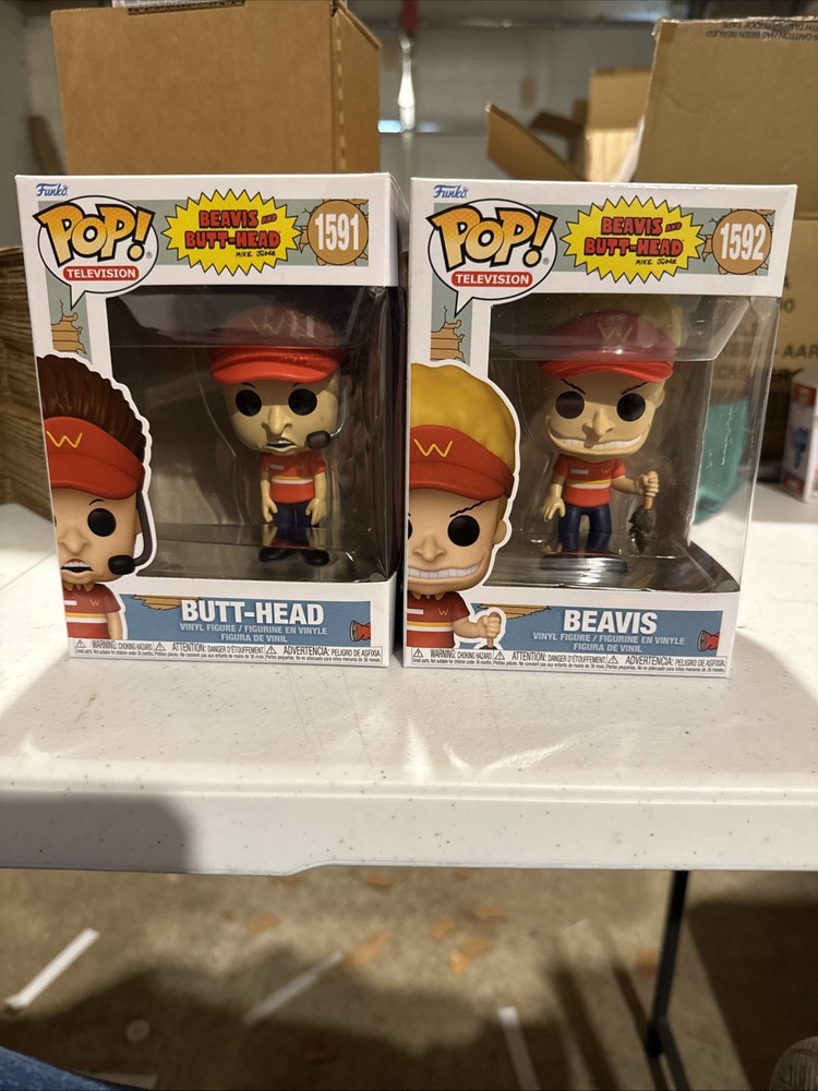 Funko POP! Television Beavis #1592 Butt-Head #1591 Set of 2 W/Protectors