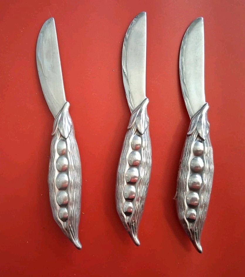 3 Vintage Fitz And Floyd Butter/Cheese Spreaders Pea Pod Handles Stainless Steel