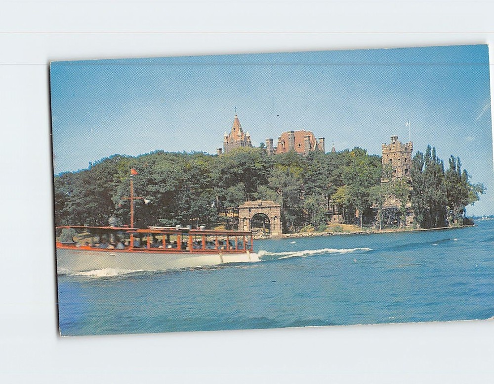 Postcard View Of Heart Island Thousand Islands Alexandria Bay New York USA
