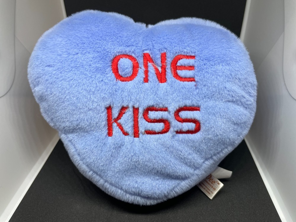 NEW VINTAGE DANDEE ONE KISS HEART PLUSH 7