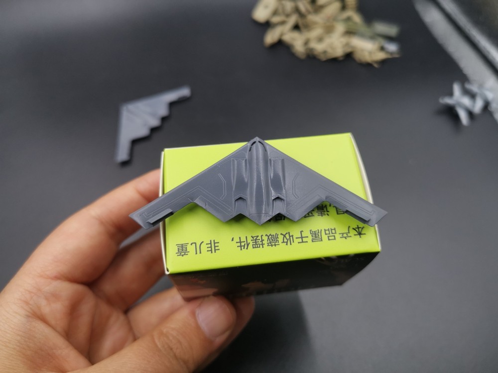 3D printed 1/400 model of the US B-2 Spirit strategic bomber